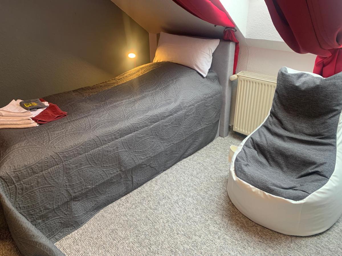 Best-Preis -Vip Lounge- Mit Netflix, Self-Check-In, Ebike Ladestation, Fahrradraum, Wlan Und Netflix - Direkt Am Elberadweg Im Herzen Von Wittenberge Dış mekan fotoğraf